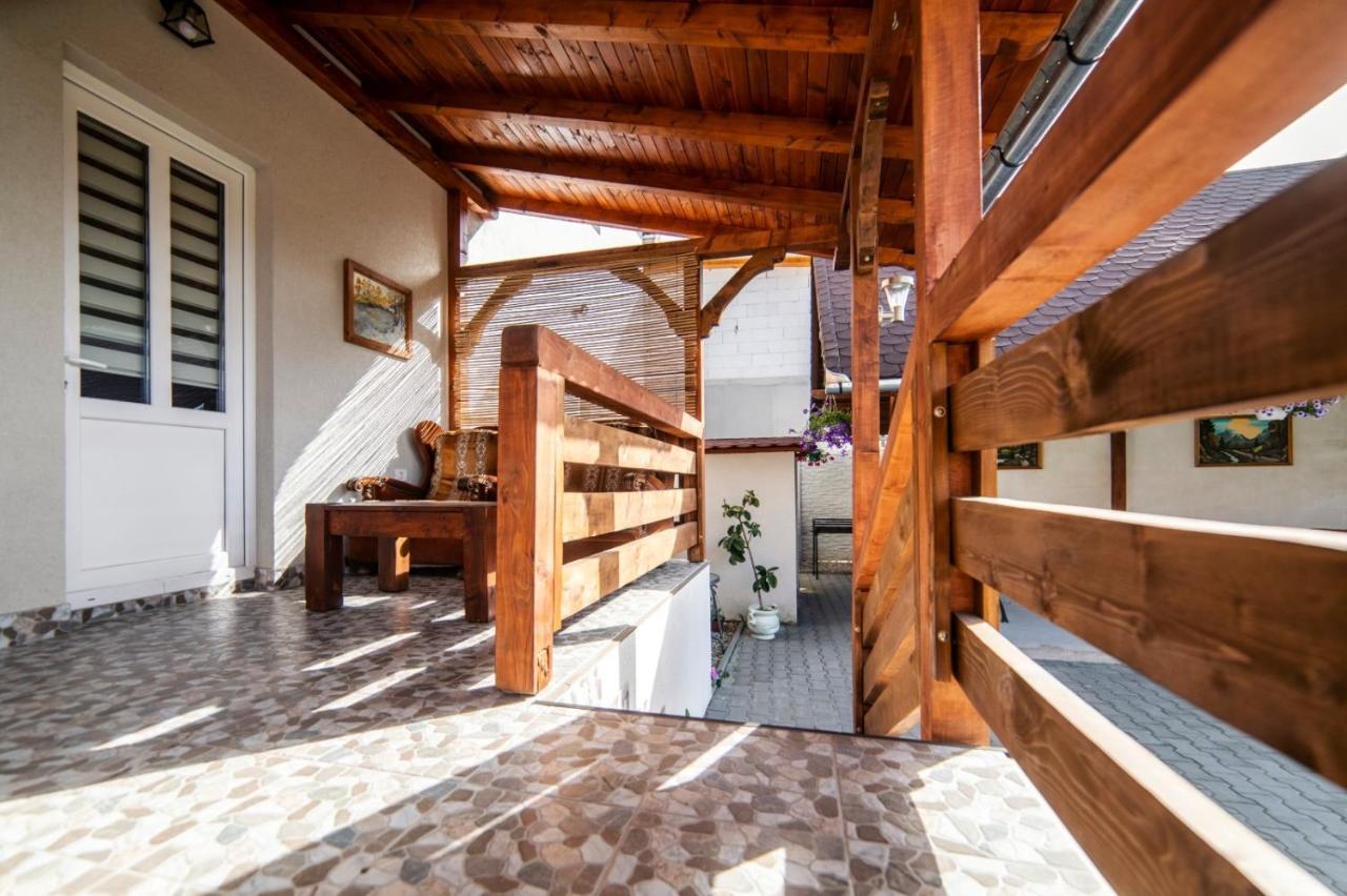 Absolut Residence Haţeg מראה חיצוני תמונה